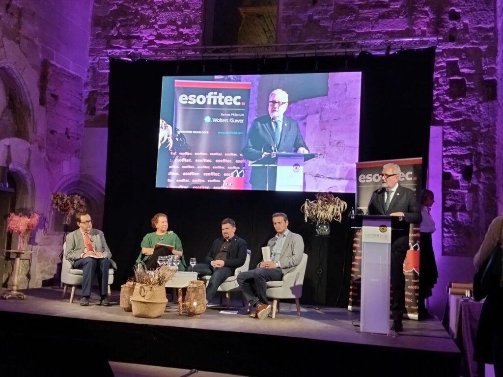 Acto de la Jornada de los Economistas 2025 en la Seu Vella de Lleida, con el patrocinio de Esofitec