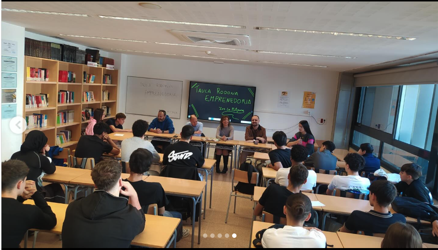 Manel Caballero en el Instituto La Mitjana de Lleida: sembrando la semilla del emprendimiento